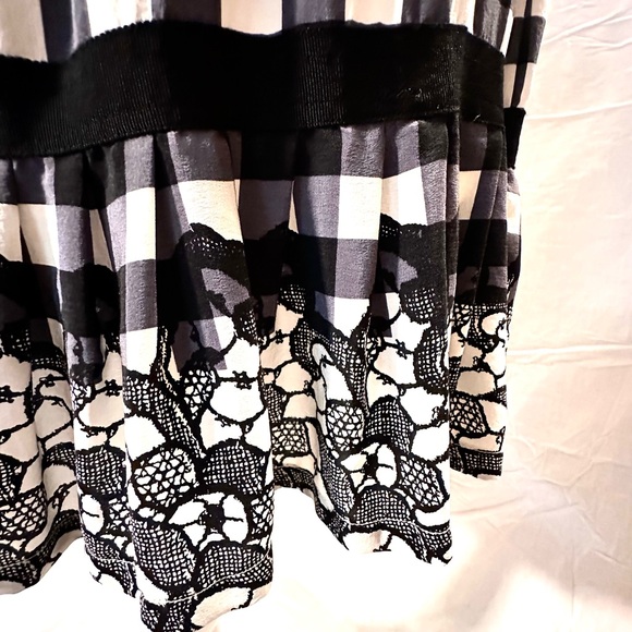 Silk Dress - Picture 1 of 9